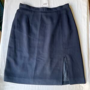 Alanni Petite Women’s a-line Skirt size 10P, Navy Blue, Front Slit & 2 Layers